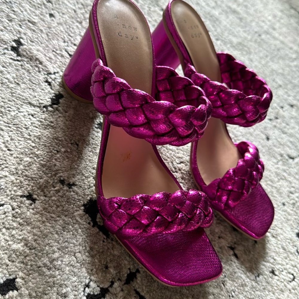 Pink Heels - Picture 2 of 7